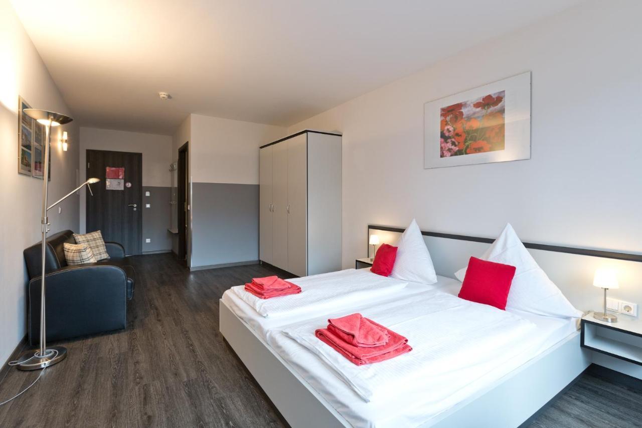 Hotel Zwischen Den Seen Waren  Zewnętrze zdjęcie