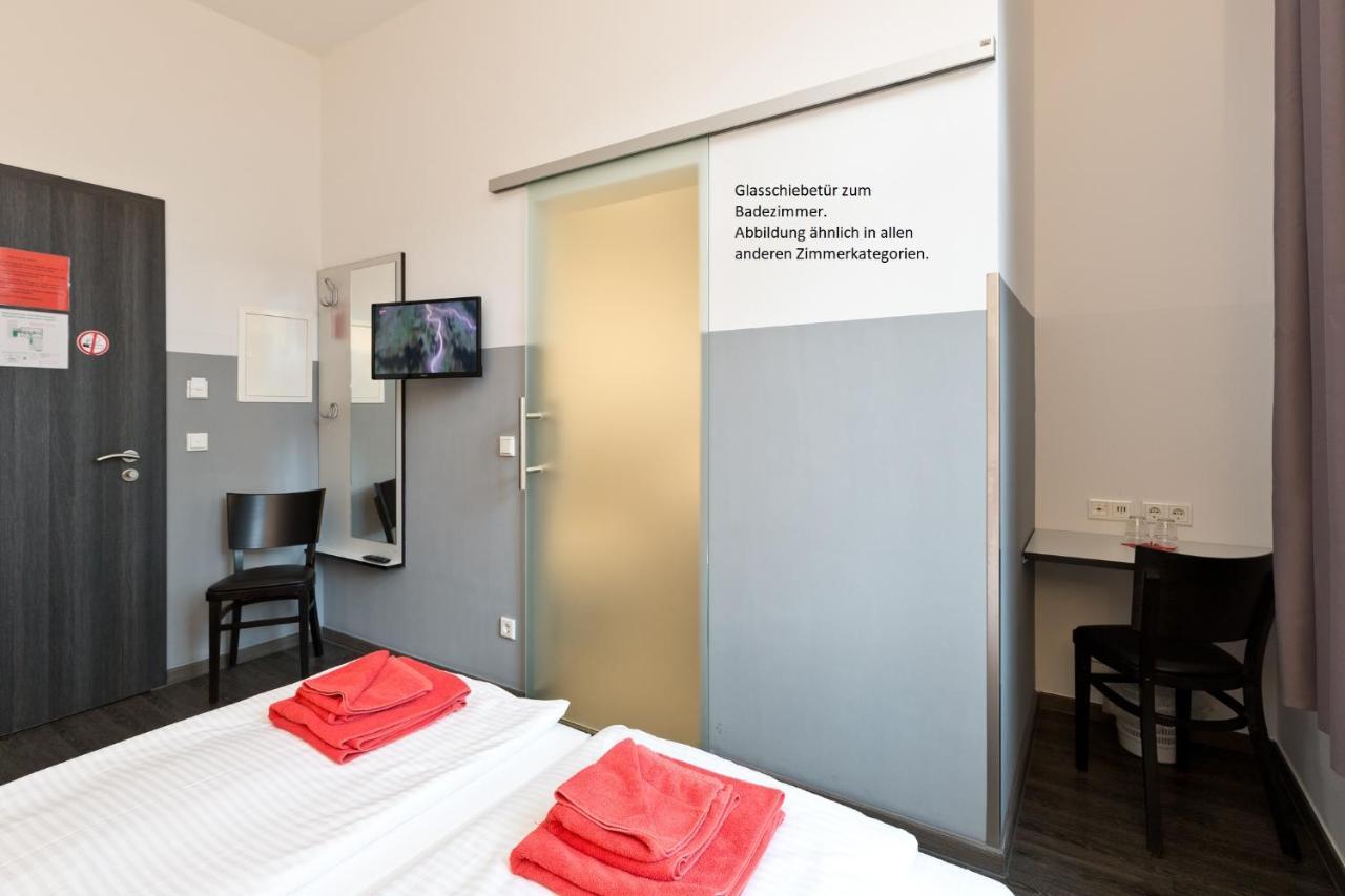 Hotel Zwischen Den Seen Waren  Zewnętrze zdjęcie