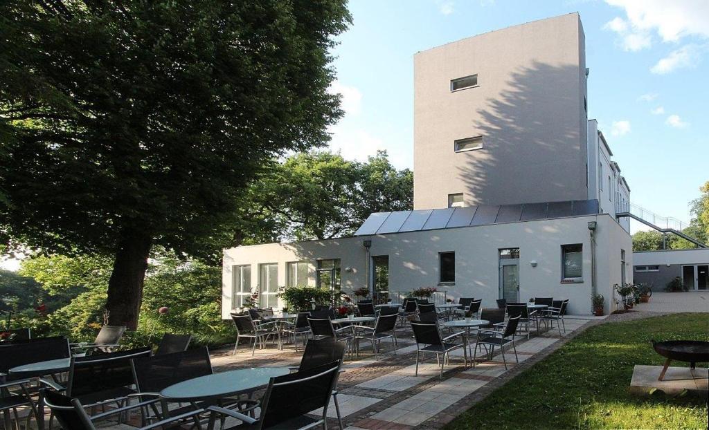 Hotel Zwischen Den Seen Waren  Zewnętrze zdjęcie