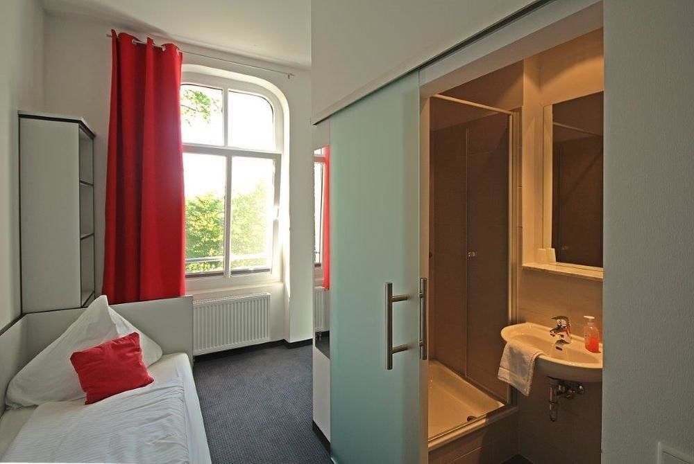 Hotel Zwischen Den Seen Waren  Zewnętrze zdjęcie
