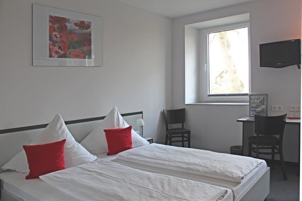 Hotel Zwischen Den Seen Waren  Zewnętrze zdjęcie