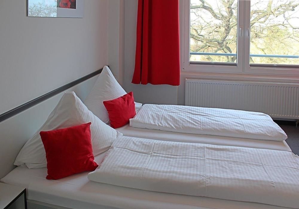 Hotel Zwischen Den Seen Waren  Zewnętrze zdjęcie