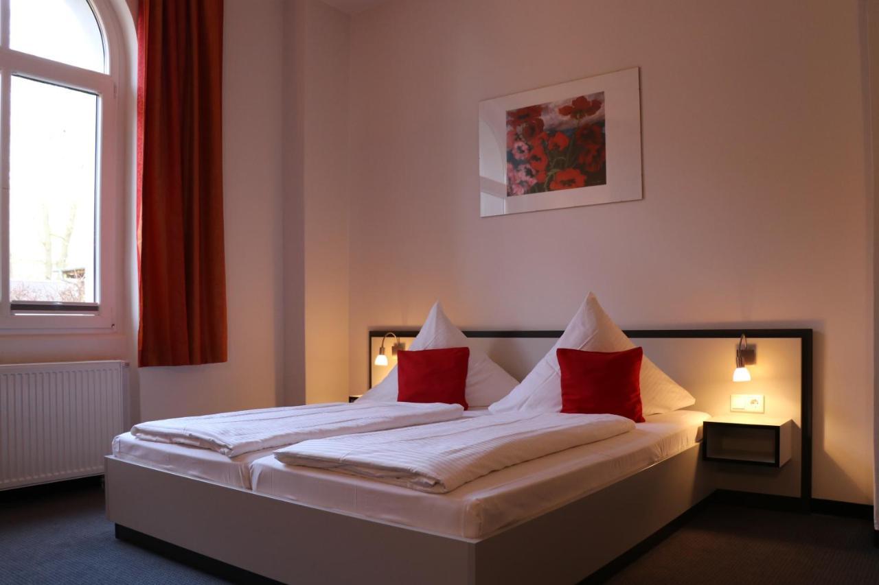Hotel Zwischen Den Seen Waren  Zewnętrze zdjęcie